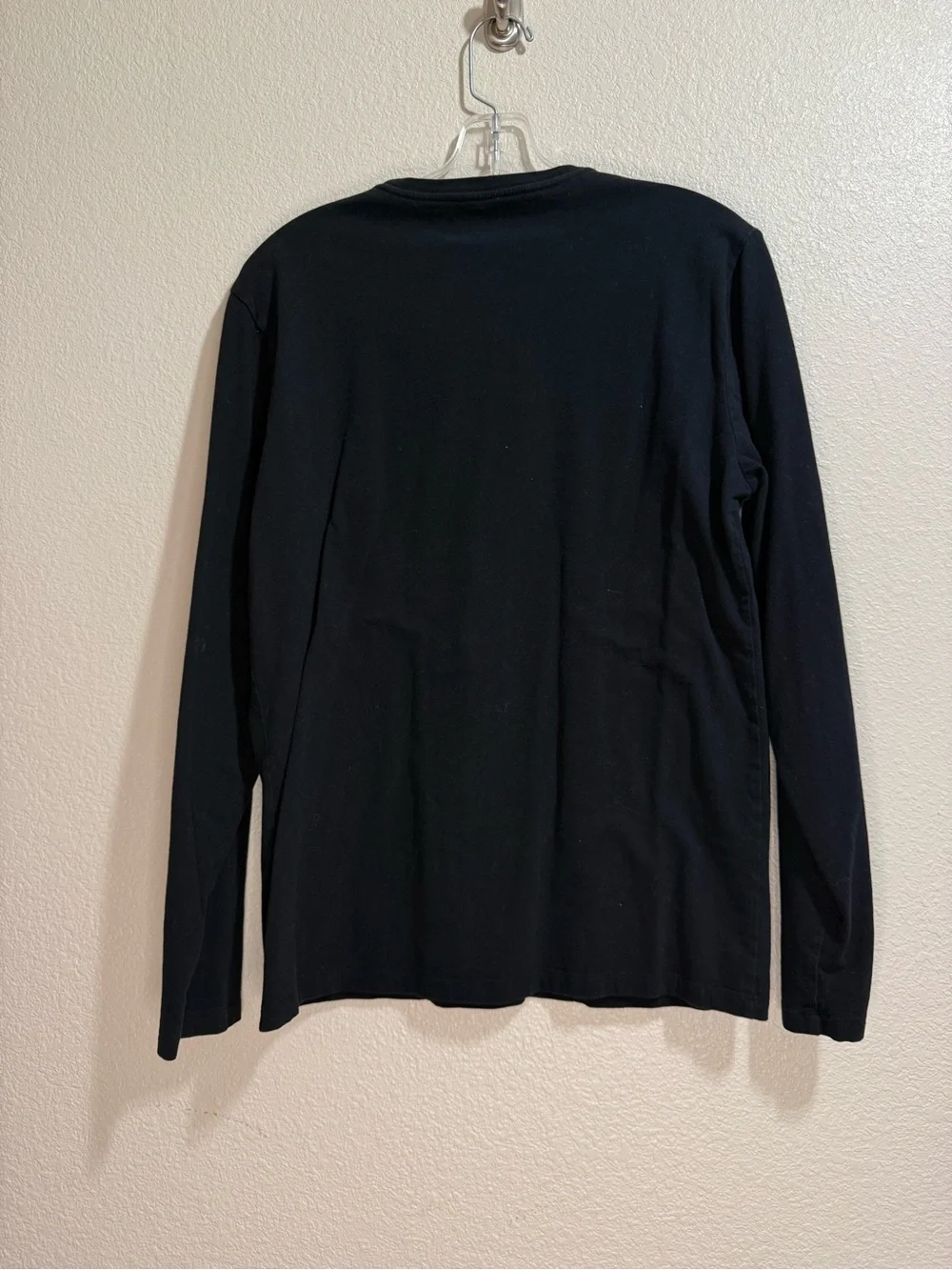 Banana Republic Men’s Black Long-Sleeve Soft-Wash Crew Tee - Size Medium